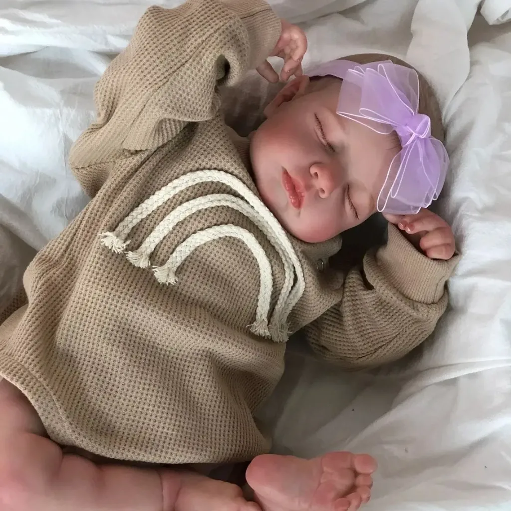 Bébé Reborn Fille - Noélie