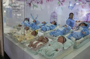 Bébés Reborn : pourquoi ces poupées fascinent autant qu’elles dérangent