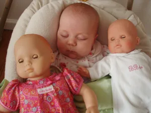 Corolle vs bébé reborn