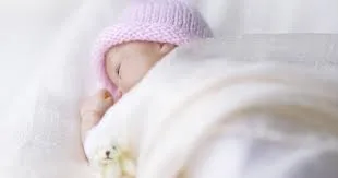 déposer son bébé reborn en crèche